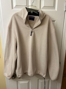 Men’s Cream Half-Zip Fleece Pullover